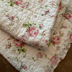 Shabby chic pillow ruffle shams